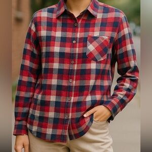 Field & Stream Red and Blue Plaid Buffalo Check Casual Button Down Shirt Sz L